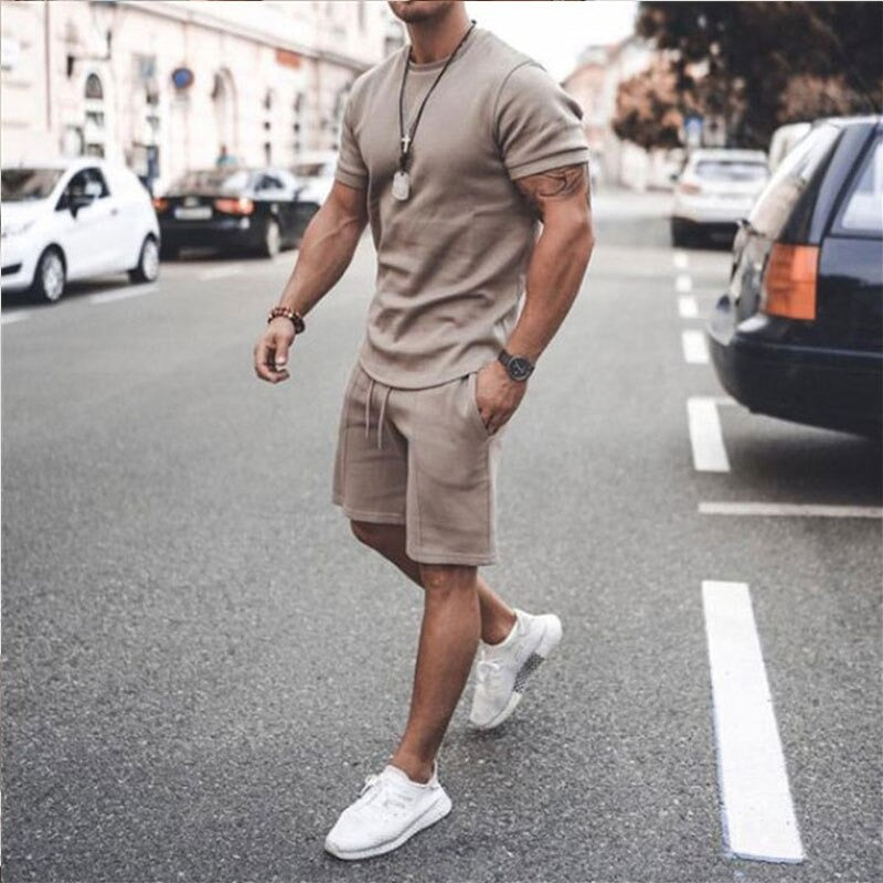 Ethan | Comfortable T-Shirt | Versatile Shorts | Lightweight Fabric 10