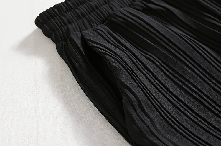 Maxwell | Relaxed Fit Trousers | Pleated Design | Comfortable Movement 8